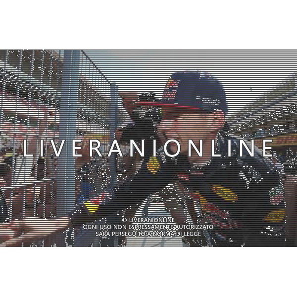 Race winner Max Verstappen (NLD) Red Bull Racing celebrates with the fans. 15.05.2016. Formula 1 World Championship, Rd 5, Spanish Grand Prix, Barcelona, Spain, Race Day. 