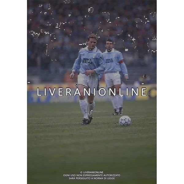 RETROSPETTIVA PAUL GASCOIGNE CALCIATORE NELLA FOTO PAUL GASCOIGNE CON LA MAGLIA DELLA LAZIO AG ALDO LIVERANI SAS