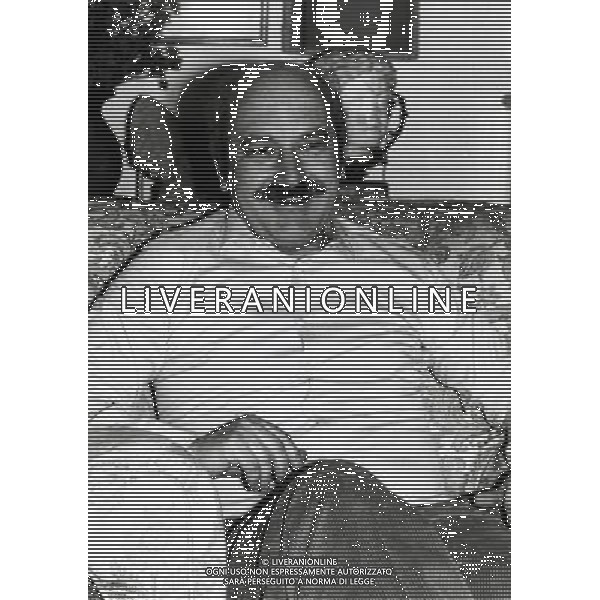 RETROSPETTIVA ENRICO FENZI EX TERRORISTA E IDEOLOGO BRIGATE ROSSE E SCRITTORE NELLA FOTO ENRICO FENZI NELLA SUA CASA NEL 1986 AG ALDO LIVERANI SAS