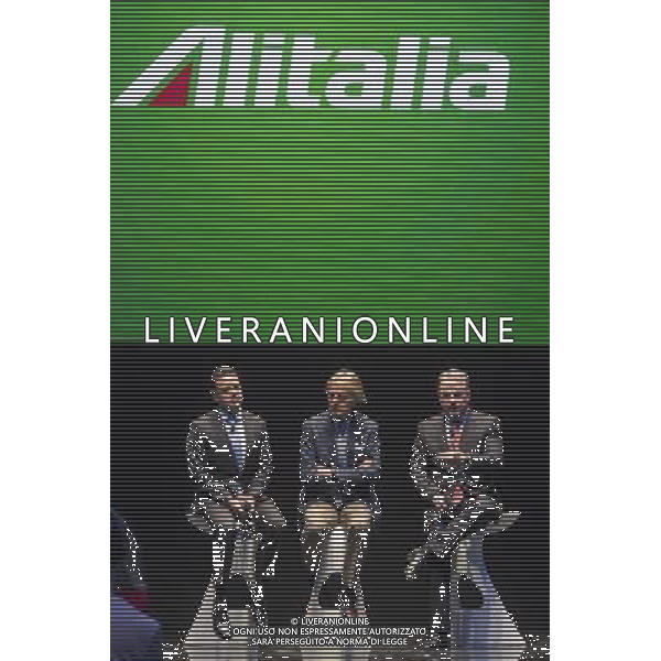 Presentazione nuove divise Alitalia Roma -18.05.2016 - nella foto: Cramer Ball Luca Cordero di Montezemolo e James Hogan /Ph. Corradetti - AGENZIA ALDO LIVERANI SAS