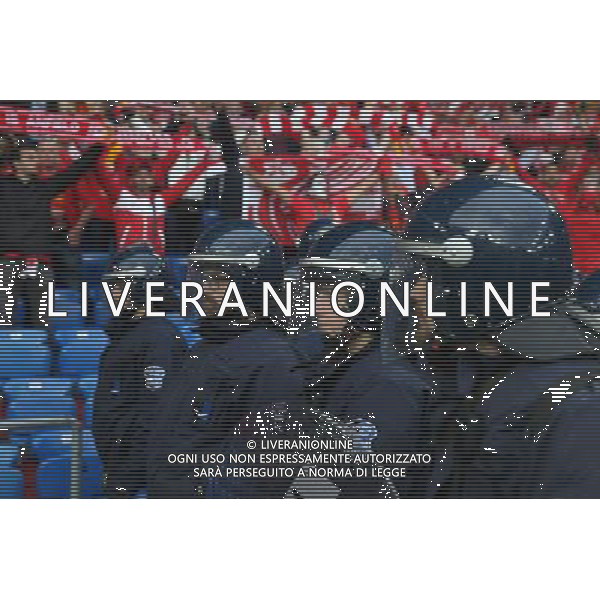 BAZYLEA 18.05.2016 MECZ FINAL LIGA EUROPY SEZON 2015/16 --- UEFA EUROPA LEAGUE FINAL MATCH IN BASEL: LIVERPOOL FC - SEVILLA FC KIBICE OCHRONA LIVERPOOL FC FOT. PIOTR KUCZA/NEWSPIX.PL --- Newspix.pl / AGENZIA ALDO LIVERANI SAS - ITALY ONLY EDITORIAL USE ONLY Liverpool - Siviglia Finale UEFA Europa League 2015/2016 Basilea - 18.05.2016