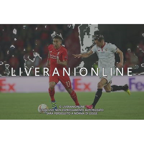 BAZYLEA 18.05.2016 MECZ FINAL LIGA EUROPY SEZON 2015/16 --- UEFA EUROPA LEAGUE FINAL MATCH IN BASEL: LIVERPOOL FC - SEVILLA FC ROBERTO FIRMINO GRZEGORZ KRYCHOWIAK FOT. PIOTR KUCZA/NEWSPIX.PL --- Newspix.pl *** Local Caption *** www.newspix.pl mail us: info@newspix.pl call us: 0048 022 23 22 222 --- Polish Picture Agency by Ringier Axel Springer Poland / AGENZIA ALDO LIVERANI SAS - ITALY ONLY EDITORIAL USE ONLY Liverpool - Siviglia Finale UEFA Europa League 2015/2016 Basilea - 18.05.2016