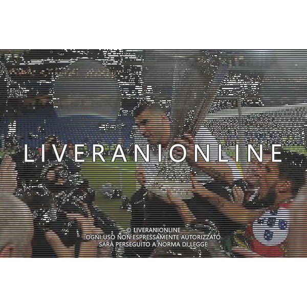 UEFA Europa League 2015/2016 Finale Basilea - 18.05.2016 Liverpool-Siviglia Nella Foto:reyes festeggia con la coppa /Ph.Vitez-Ag. Aldo Liverani