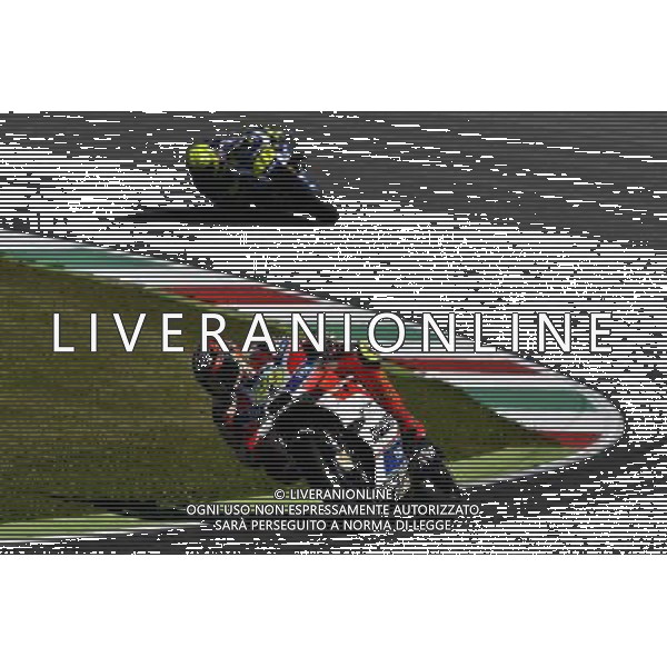 Andrea Iannone ai Box durante le prove libere del MotoGP Gran Premio di Italia Â© PIAZZOLLA / AGENZIA ALDO LIVERANI SAS Motomondiale, Prove Libere, Gran Premio d\'Italia TIM, Mugello 20/05/2016 