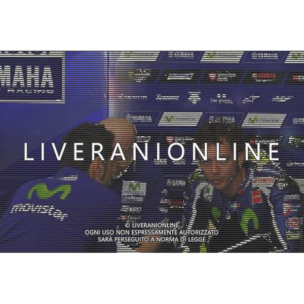 Valentino Rossi ai Box durante le prove libere del MotoGP Gran Premio di Italia Â© PIAZZOLLA / AGENZIA ALDO LIVERANI SAS Motomondiale, Prove Libere, Gran Premio d\'Italia TIM, Mugello 20/05/2016 