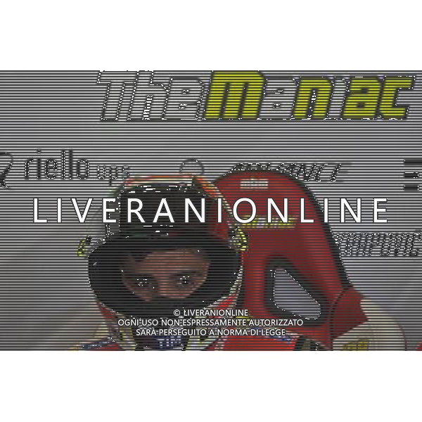 Andrea Iannone ai Box durante le prove libere del MotoGP Gran Premio di Italia Â© PIAZZOLLA / AGENZIA ALDO LIVERANI SAS Motomondiale, Prove Libere, Gran Premio d\'Italia TIM, Mugello 20/05/2016 