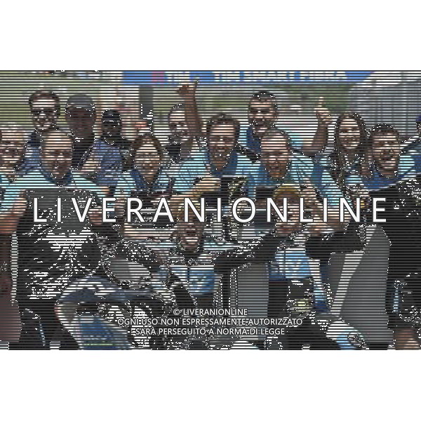 Andrea Migno (R) e Romano Fenati (L) festeggiano la qualifica al secondo e al primo posto per la gara di moto3 Â© PIAZZOLLA / AGENZIA ALDO LIVERANI SAS Motomondiale, Prove Qualifiche, Gran Premio d\'Italia TIM, Mugello 21/05/2016 