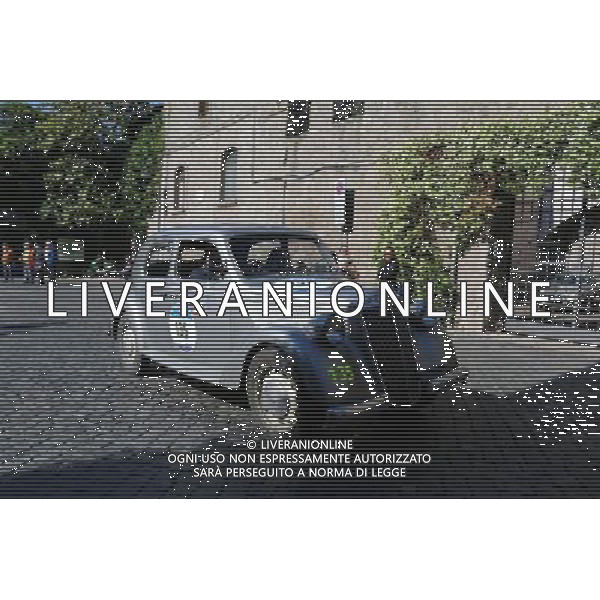 1000 Miglia 2016: passaggi vari da Roma a Parma auto 135 Kasia Smutniak e Moceri PH MARCO RIZZINI AG ALDO LIVERANI SAS