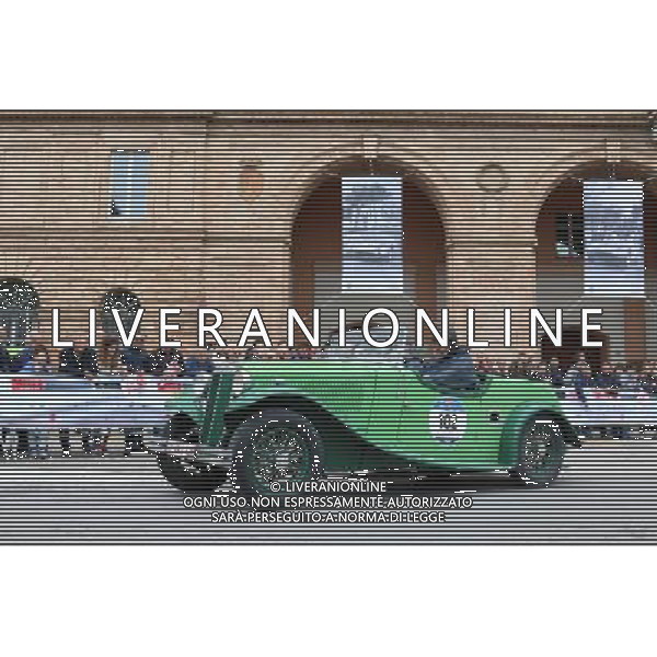1000 Miglia 2016: passaggio a Civitanova Marche PH MARCO RIZZINI AG ALDO LIVERANI SAS