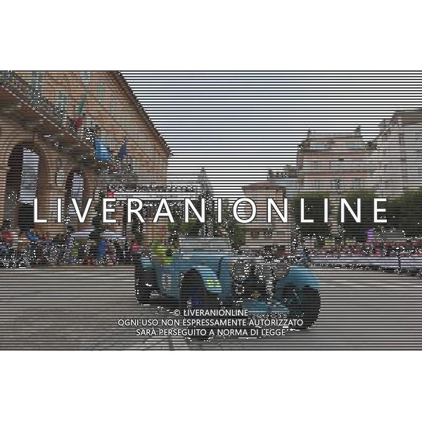 1000 Miglia 2016: passaggio a Civitanova Marche PH MARCO RIZZINI AG ALDO LIVERANI SAS