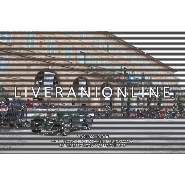 1000 Miglia 2016: passaggio a Civitanova Marche PH MARCO RIZZINI AG ALDO LIVERANI SAS