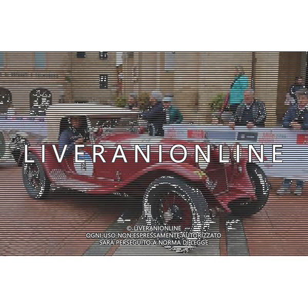 1000 Miglia 2016: passaggio a Recanati Auto 74 Vesco PH MARCO RIZZINI AG ALDO LIVERANI SAS