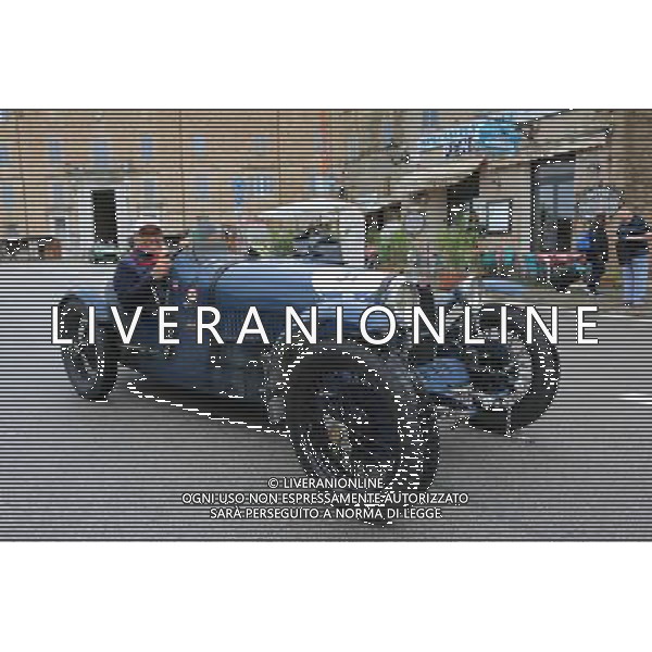1000 Miglia 2016: passaggio a Loreto auto 37 Giuliano Can Cane\' FOTO MARCO RIZZINI AG ALDO LIVERANI SAS