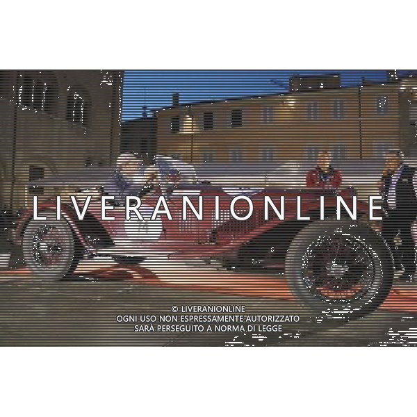 1000 Miglia 2016: arrivo a Parma - arrivo di Vesco con auto 74 PH MARCO RIZZINI AG ALDO LIVERANI SAS