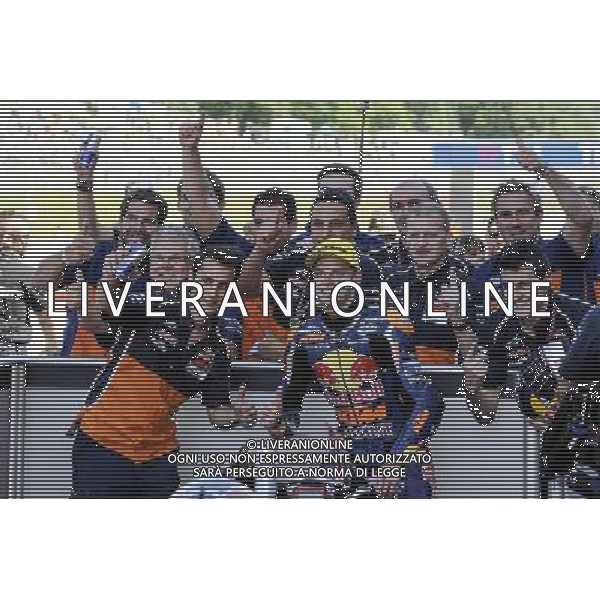 22.05.2016. Mugello, Italia.Moto3 gara.Brad Bindrer e il Team KTM. FOTO G. PIAZZOLLA-AG ALDO LIVERANI SAS