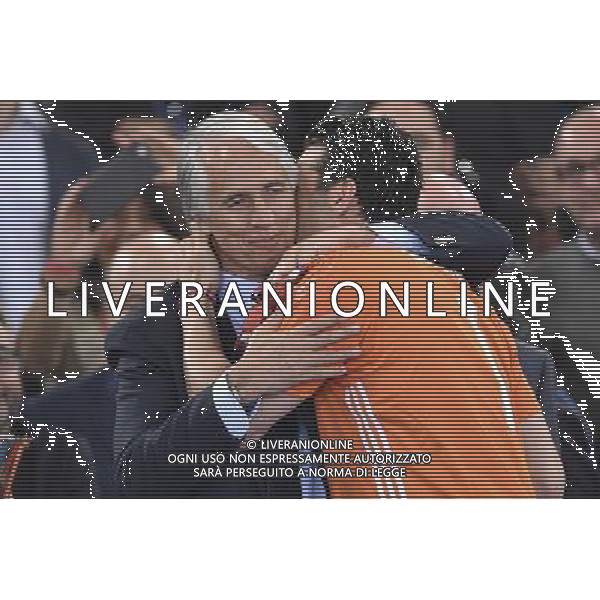 Finale TIM CUP 2015-2016 Milan vs Juventus - Roma - 21.05.2015 - nella foto: Giovanni Malago\' abbraccia Gianluigi Buffon / Ph. Corradetti - AGENZIA ALDO LIVERANI SAS