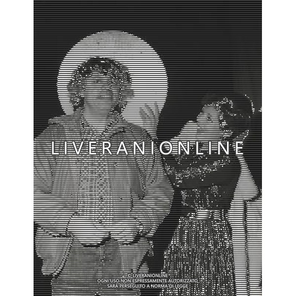 Lino Toffolo attore, cantautore e cabarettista italiano - Retrospettiva nella foto con Wilma De Angelis © Archivio / AGENZIA ALDO LIVERANI SAS