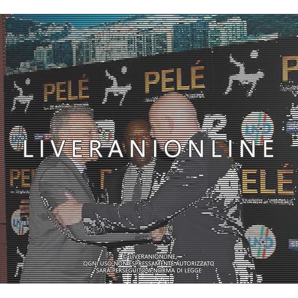 Milano ( MI ) 26/03/2016 Cinema The Space Odeon presentazione del film PelË Nella foto: JosË Altafini con PelË - Edson Arantes do Nascimento e Gianni Infantino PH Lauro Montagnini AG ALDO LIVERANI SAS