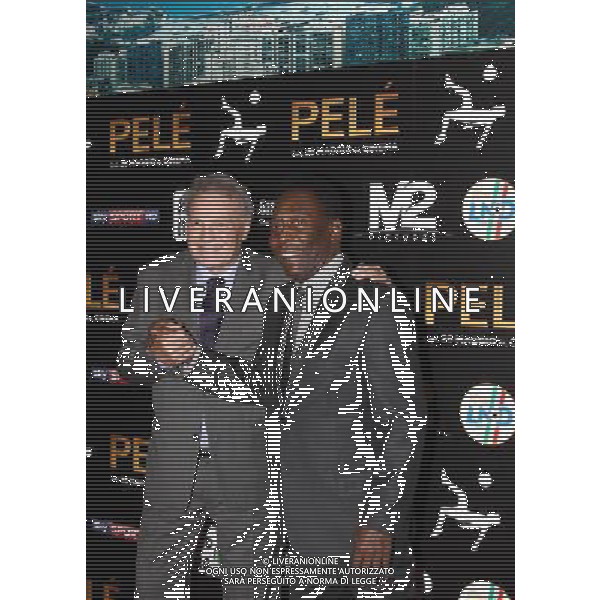 Milano ( MI ) 26/03/2016 Cinema The Space Odeon presentazione del film PelË Nella foto: JosË Altafini con Pele - Edson Arantes do Nascimento PH Lauro Montagnini AG ALDO LIVERANI SAS