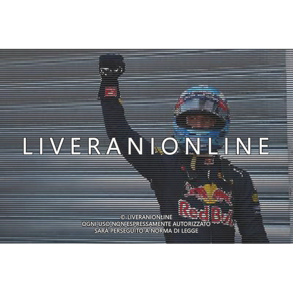 Pole for Daniel Ricciardo (AUS) Red Bull Racing. 28.05.2016. Formula 1 World Championship, Rd 6, Monaco Grand Prix, Monte Carlo, Monaco, Qualifying Day. AG ALDO LIVERANI SAS ONLY ITALY 
