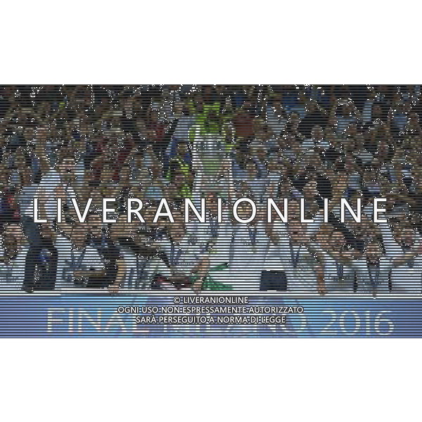 UEFA Champions League 2015/2016 Finale Milano - 28.05.2016 Real Madrid-Atletico Madrid Nella Foto:Premiazione Sergio Ramos alza la coppa /Ph.Vitez-Ag. Aldo Liverani