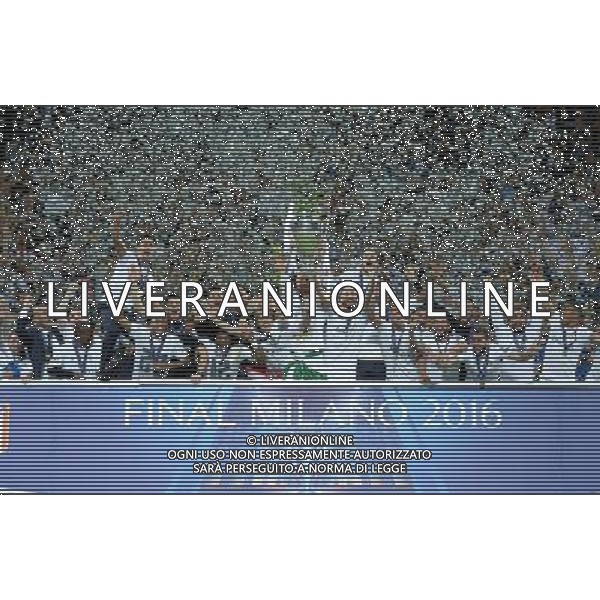 UEFA Champions League 2015/2016 Finale Milano - 28.05.2016 Real Madrid-Atletico Madrid Nella Foto:Premiazione Sergio Ramos alza la coppa /Ph.Vitez-Ag. Aldo Liverani