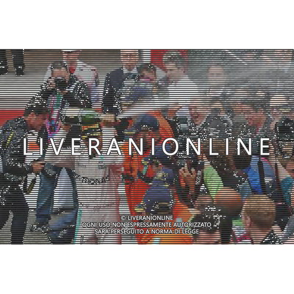 Race winner Lewis Hamilton (GBR) Mercedes AMG F1 celebrates with the champagne on the podium. 29.05.2015. Formula 1 World Championship, Rd 6, Monaco Grand Prix, Monte Carlo, Monaco, Race Day. AG ALDO LIVERANI SAS ONLY ITALY