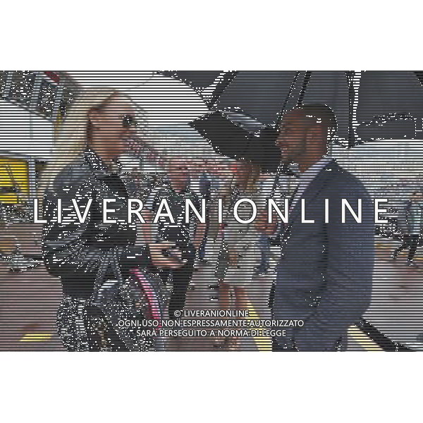 (L to R): Caroline Wozniacki (DEN) Tennis Player and Theo Walcott (GBR) Football Player with the Sahara Force India F1 Team. 29.05.2015. Formula 1 World Championship, Rd 6, Monaco Grand Prix, Monte Carlo, Monaco, Race Day. AG ALDO LIVERANI SAS ONLY ITALY