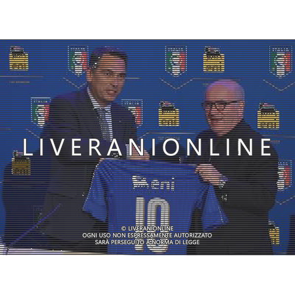 Raduno Nazionale Italiana Pre Europeo UEFA Francia 2016 Firenze - 01.06.2016 Conferenza Stampa Nella Foto:Conferenza stampa di presentazione di ENI come nuovo top sponsor della nazionale italiana: Claudio Granata Chief Services and Stakeholder Relations Ifficier di Eni con Carlo Tavecchio /Ph.Vitez-Ag. Aldo Liverani
