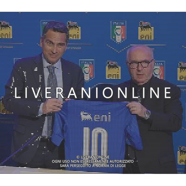 Raduno Nazionale Italiana Pre Europeo UEFA Francia 2016 Firenze - 01.06.2016 Conferenza Stampa Nella Foto:Conferenza stampa di presentazione di ENI come nuovo top sponsor della nazionale italiana: Claudio Granata Chief Services and Stakeholder Relations Ifficier di Eni con Carlo Tavecchio /Ph.Vitez-Ag. Aldo Liverani