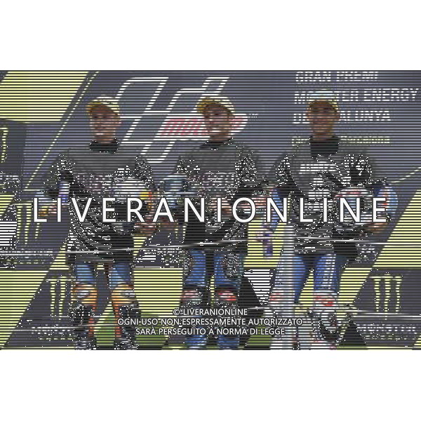 05.06.2016. Montmel˜, Spagna. brad Binder, Jorge Navarro e Enea Bastianini con le magliette in onore del pilota spagnolo Luis Salom deceduto venerd“. FOTO G.PIAZZOLLA-AG ALDO LIVERANI SAS