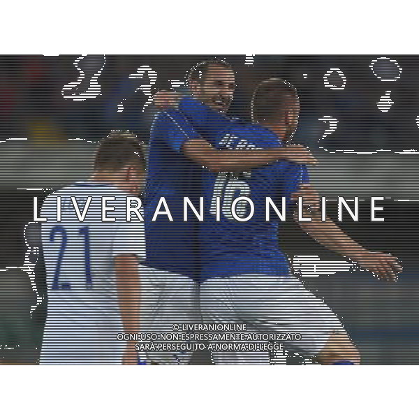 Amichevole in preparazione agli Europei Francia 2016 Verona - 06.06.2016 Italia-Finlandia Nella Foto: esultanza dopo il gol di daniele de rossi con giorgio chiellini /Ph.Vitez-Ag. Aldo Liverani