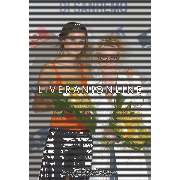 CONFERENZA STAMPA 55¡ FESTIVAL DI SANREMO 04/03/2005 NELLA FOTO: FELINI FEDERICA E CLERICI ANTONELLA FOTO AG. ALDO LIVERANI