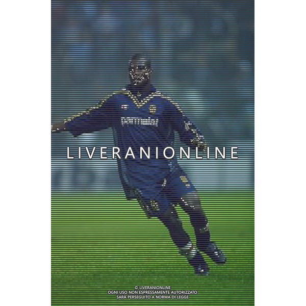 PARMA 23-11-2000 COPPA UEFA 3 TURNO PARMA MONACO 1860 NELLA FOTO APPIAH AG ALDO LIVERANI SAS