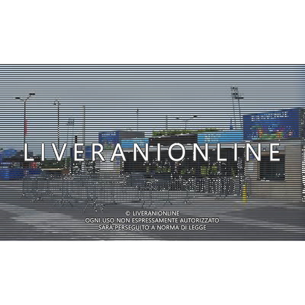 UEFA Francia EURO 2016 Final Tournament Group Stage A Parigi - 10.06.2016 Francia-Romania Nella Foto: Esterno dello stadio Stade de France Saint Denis prima della partita inaugurale - Entrata tifosi /Ph.Vitez-Ag. Aldo Liverani