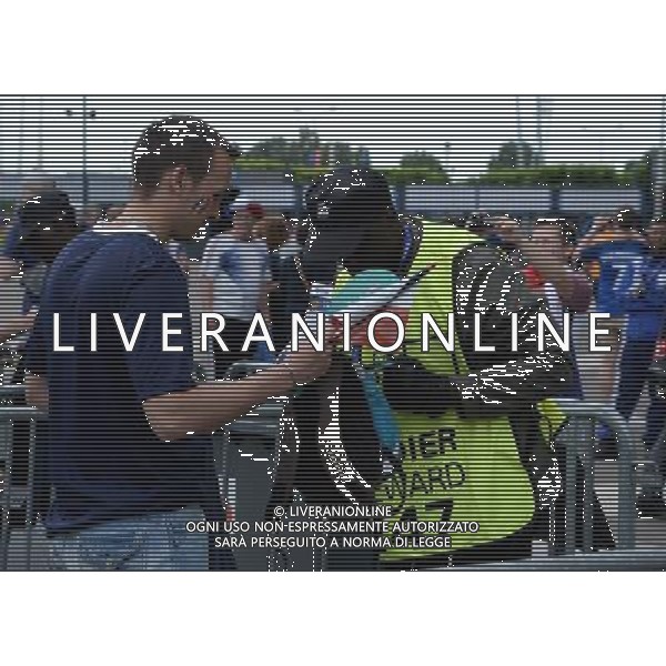 UEFA Francia EURO 2016 Final Tournament Group Stage A Parigi - 10.06.2016 Francia-Romania Nella Foto:Ingresso tifosi, controlli sicurezza, catering, tifosi francia /Ph.Vitez-Ag. Aldo Liverani