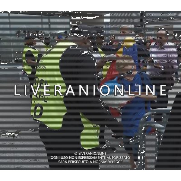 UEFA Francia EURO 2016 Final Tournament Group Stage A Parigi - 10.06.2016 Francia-Romania Nella Foto:Ingresso tifosi, controlli sicurezza, catering, tifosi francia /Ph.Vitez-Ag. Aldo Liverani