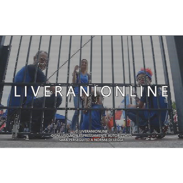 UEFA Francia EURO 2016 Final Tournament Group Stage A Parigi - 10.06.2016 Francia-Romania Nella Foto:Ingresso tifosi, controlli sicurezza, catering, tifosi francia /Ph.Vitez-Ag. Aldo Liverani