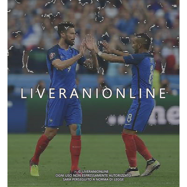 UEFA Francia EURO 2016 Final Tournament Group Stage A Parigi - 10.06.2016 Francia-Romania Nella Foto:giroud esulta con payet /Ph.Vitez-Ag. Aldo Liverani