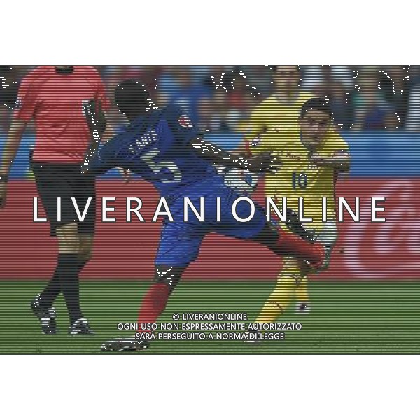 UEFA Francia EURO 2016 Final Tournament Group Stage A Parigi - 10.06.2016 Francia-Romania Nella Foto:stanciu fermato da kante\' /Ph.Vitez-Ag. Aldo Liverani