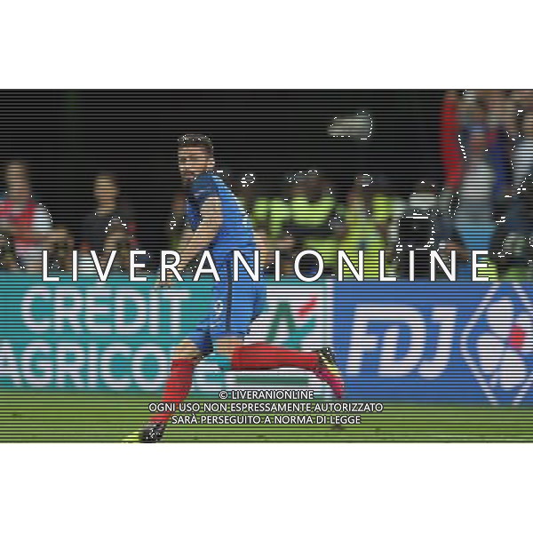 SAINT-DENIS 10.06.2016 MECZ I RUNDA GRUPA A MISTRZOSTW EUROPY 2016: FRANCJA - RUMUNIA --- FIRST ROUND GROUP A UEFA EURO 2016 MATCH: FRANCE - ROMANIA ESULTANZA DOPO IL GOL DI OLIVIER GIROUD FOT. PIOTR KUCZA/NEWSPIX.PL Newspix.pl/ AGENZIA ALDO LIVERANI SAS - ITALY ONLY EDITORIAL USE ONLY - Francia - Romania UEFA Francia EURO 2016 Final Tournament Group Stage A Parigi - 10.06.2016