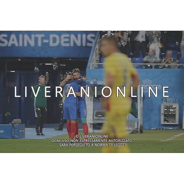 SAINT-DENIS 10.06.2016 MECZ I RUNDA GRUPA A MISTRZOSTW EUROPY 2016: FRANCJA - RUMUNIA --- FIRST ROUND GROUP A UEFA EURO 2016 MATCH: FRANCE - ROMANIA ESULTANZA DOPO IL GOL DI OLIVIER GIROUD FOT. PIOTR KUCZA/NEWSPIX.PL Newspix.pl/ AGENZIA ALDO LIVERANI SAS - ITALY ONLY EDITORIAL USE ONLY - Francia - Romania UEFA Francia EURO 2016 Final Tournament Group Stage A Parigi - 10.06.2016