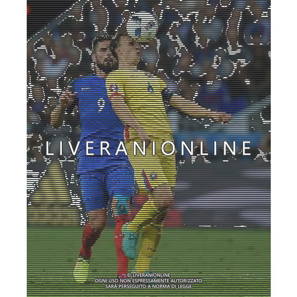 UEFA Francia EURO 2016 Final Tournament Group Stage A Parigi - 10.06.2016 Francia-Romania Nella Foto:chiriches giroud /Ph.Vitez-Ag. Aldo Liverani