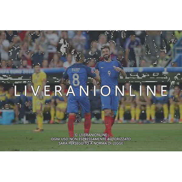 PARYZ 10.06.2016 MECZ I RUNDA GRUPA A MISTRZOSTW EUROPY 2016: FRANCJA - RUMUNIA --- FIRST ROUND GROUP A UEFA EURO 2016 MATCH IN PARIS: FRANCE - ROMANIA DIMITRI PAYET OLIVIER GIROUD ESULTANZA FOT. PIOTR KUCZA/NEWSPIX.PL Newspix.pl/ AGENZIA ALDO LIVERANI SAS - ITALY ONLY EDITORIAL USE ONLY - Francia - Romania UEFA Francia EURO 2016 Final Tournament Group Stage A Parigi - 10.06.2016
