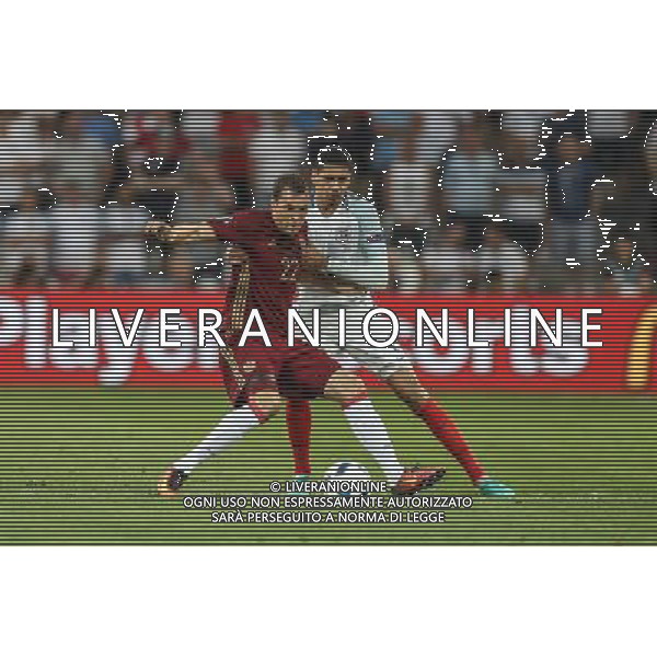 MARSYLIA 2016.06.11 MISTRZOSTWA EUROPY EURO 2016 FRANCJA PILKA NOZNA ANGLIA - ROSJA MECZ NZ ARTEM DZYUBA ROSJA CHRIS SMALLING ANGLIA FOT MICHAL STAWOWIAK / FOKUSMEDIA.COM.PL / NEWSPIX.PL --- Newspix.pl AG ALDO LIVERANI SAS ONLY ITALY EURO 2016 INGHILTERRA RUSSIA