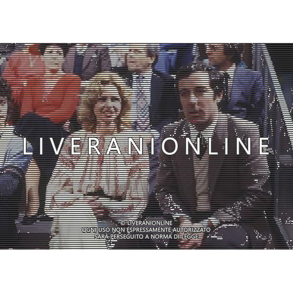 RETROSPETTIVA GUSTAV THOENI SCI NELLA FOTO GUSTAV THOENI CON LA MOGLIE AG ALDO LIVERANI SAS