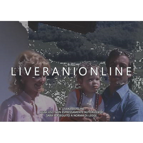 RETROSPETTIVA GUSTAV THOENI SCI NELLA FOTO GUSTAV THOENI CON LA MOGLIE E FIGLIA AG ALDO LIVERANI SAS