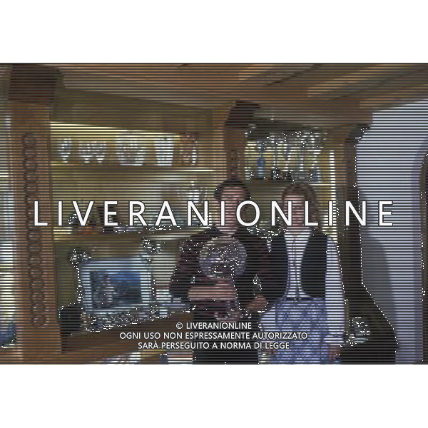 RETROSPETTIVA GUSTAV THOENI SCI NELLA FOTO GUSTAV THOENI CON LA MOGLIE AG ALDO LIVERANI SAS