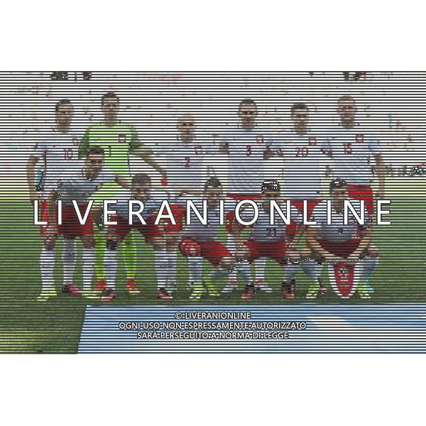 NICEA 2016.06.12 MISTRZOSTWA EUROPY EURO 2016 FRANCJA PILKA NOZNA POLSKA - IRLANDIA POLNOCNA MECZ - FORMAZIONE SQUADRA NZ GRZEGORZ KRYCHOWIAK POLSKA WOJCIECH SZCZESNY POLSKA MICHAL PAZDAN POLSKA ARTUR JEDRZEJCZYK POLSKA LUKASZ PISZCZEK POLSKA KAMIL GLIK POLSKA ARKADIUSZ MILIK POLSKA JAKUB BLASZCZYKOWSKI POLSKA KRZYSZTOF MACZYNSKI POLSKA BARTOSZ KAPUSTKA POLSKA ROBERT LEWANDOWSKI POLSKA ZDJECIE GRUPOWE GRUPOWKA FOT MICHAL STAWOWIAK / FOKUSMEDIA / NEWSPIX.PL --- Newspix.pl / AGENZIA ALDO LIVERANI SAS - ITALY ONLY EDITORIAL USE ONLY / AGENZIA ALDO LIVERANI SAS - ITALY ONLY EDITORIAL USE ONLY - Polonia - Irlanda del Nord UEFA Francia EURO 2016 Final Tournament Group Stage C Nizza - 12.06.2016