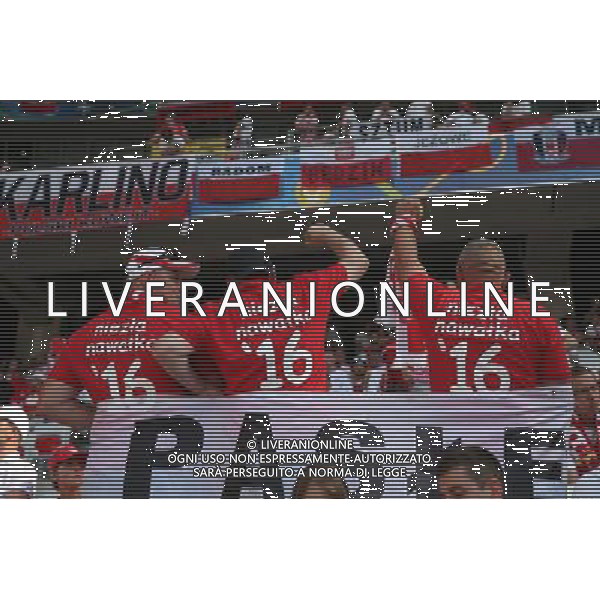 NICEA 12.06.2016 MECZ I RUNDA GRUPA C MISTRZOSTW EUROPY 2016: POLSKA - IRLANDIA POLNOCNA --- FIRST ROUND GROUP C UEFA EURO 2016 MATCH IN NICE: POLAND - NORTHERN IRELAND KIBICE POLSKA - TIFOSI POLONIA FOT. PIOTR KUCZA/NEWSPIX.PL --- Newspix.pl / AGENZIA ALDO LIVERANI SAS - ITALY ONLY EDITORIAL USE ONLY / AGENZIA ALDO LIVERANI SAS - ITALY ONLY EDITORIAL USE ONLY - Polonia - Irlanda del Nord UEFA Francia EURO 2016 Final Tournament Group Stage C Nizza - 12.06.2016